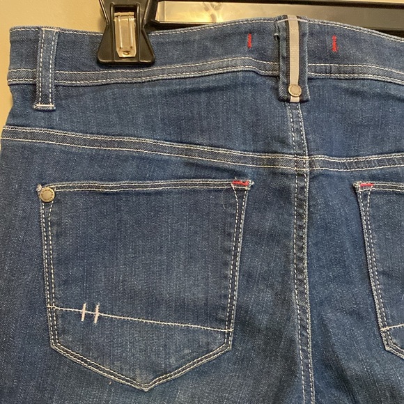 L.L. Bean Jeans. Size 8. - Picture 8 of 11